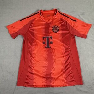 Bayern‎ Munich 24/25 Home Jersey Men's Large Red